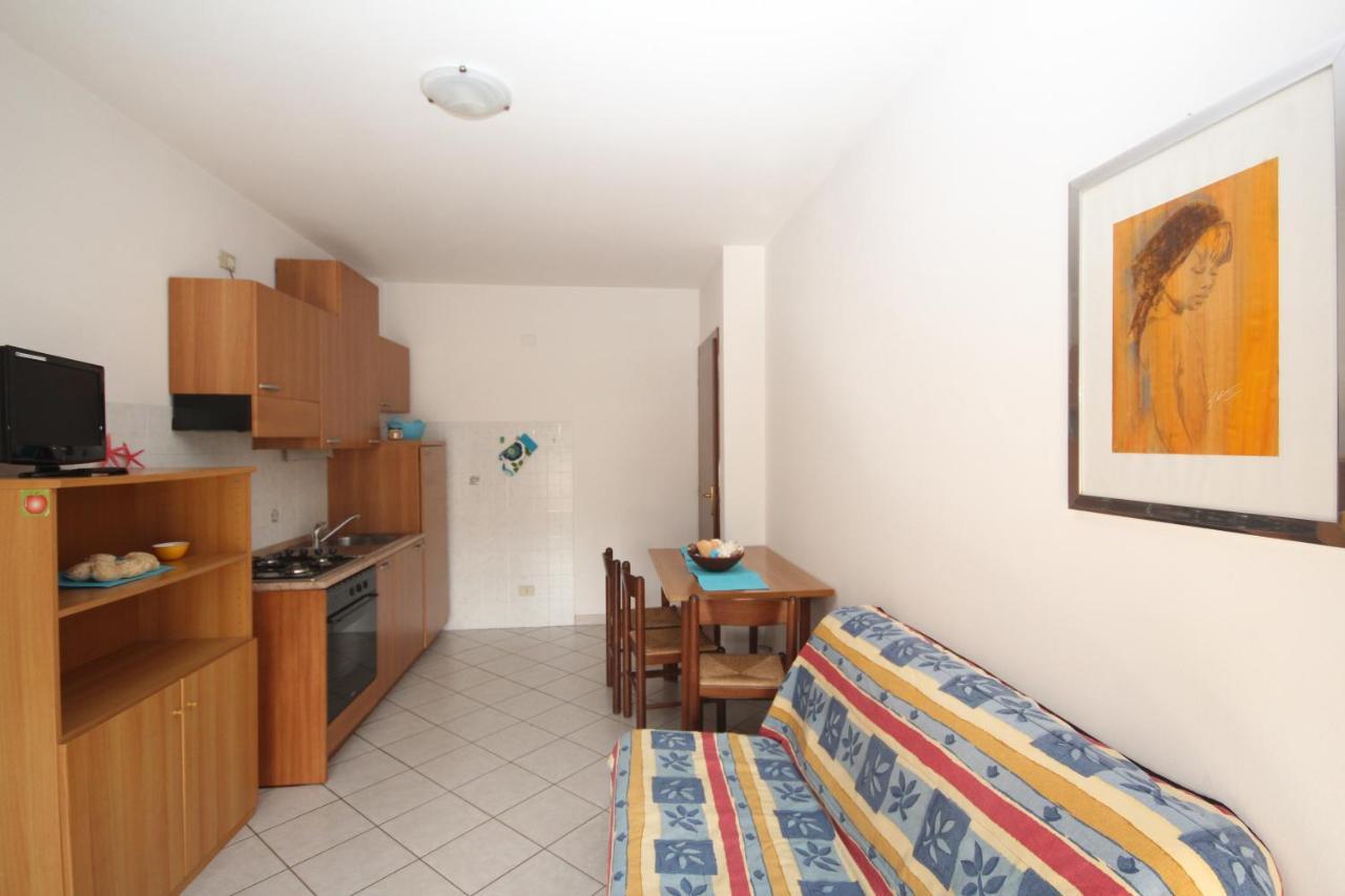 רוסולינה מארה Acquasmeralda Appartamento 03 מראה חיצוני תמונה